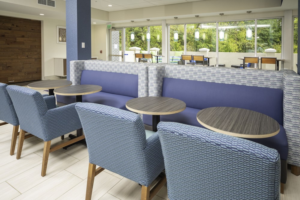 Holiday Inn Express & Suites Rock Hill by IHG - photo 44