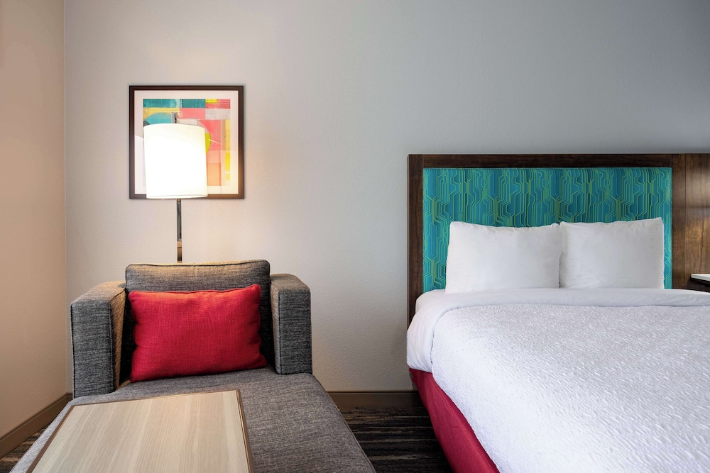 Hampton Inn & Suites Alpharetta Roswell - photo 33