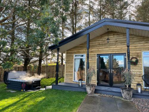 Hunters Glebe Lodge — 4-Star Luxury Hotel in Castlerock, United Kingdom