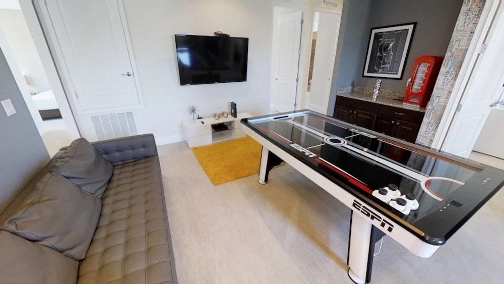Aco254421 The Encore Club Resort 9 Bed 8.5 Baths Villa - photo 51
