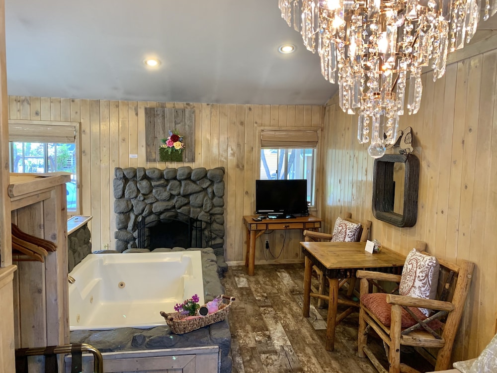 Grey Squirrel Resort - photo 110