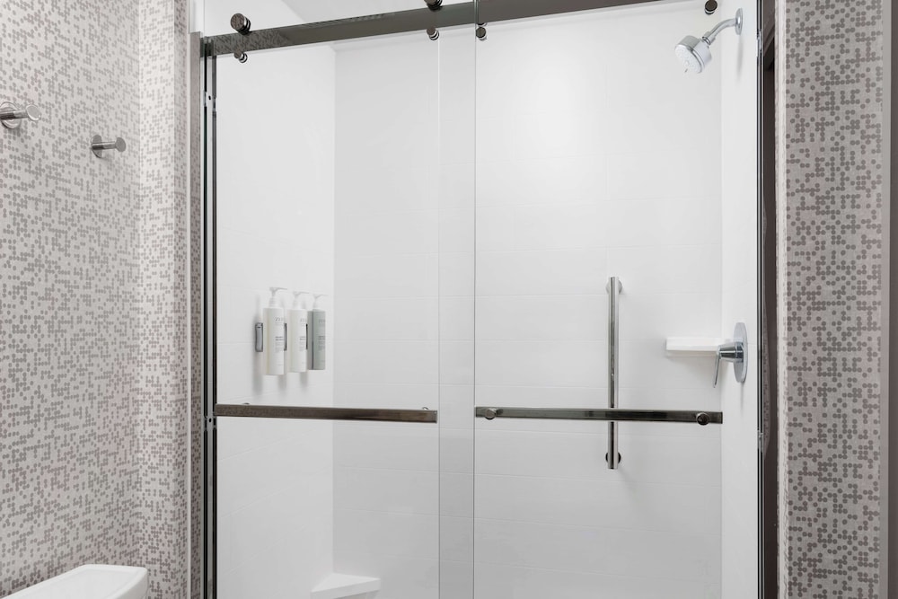 Home2 Suites by Hilton Winter Haven - photo 21