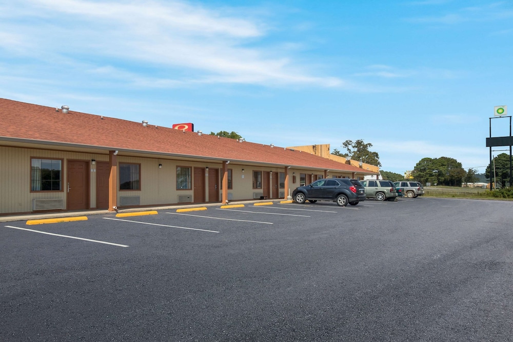 Econo Lodge Cornersville I 65 - photo 34