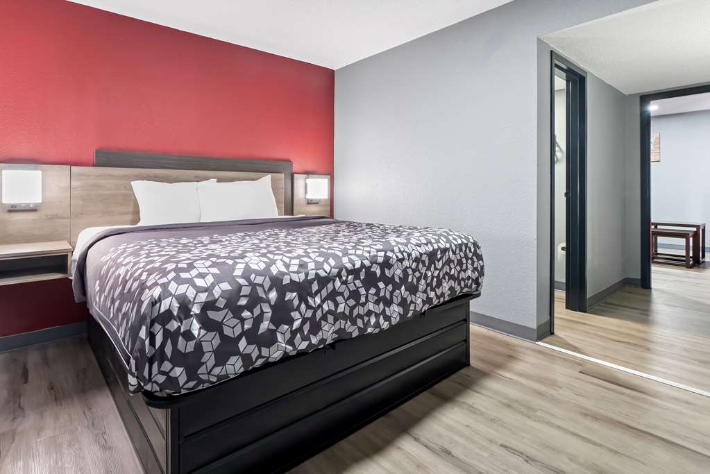 Econo lodge Kennett - photo 37