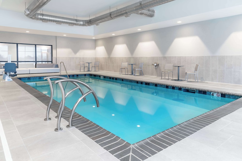 Homewood Suites by Hilton Holland - photo 37