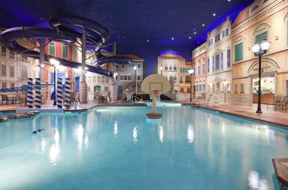Venetian Waterpark at Holiday Inn Hotel Maple Grove Arbor Lakes - photo 8