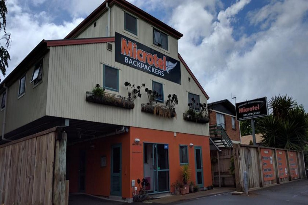 Microtel YHA Backpackers