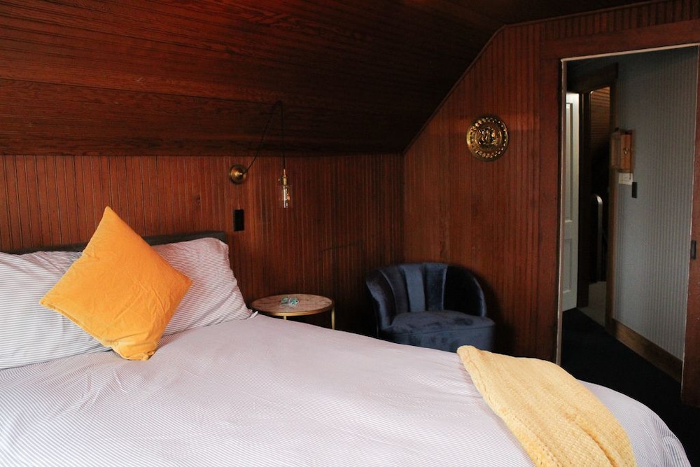 Shelburne Hotel - photo 16