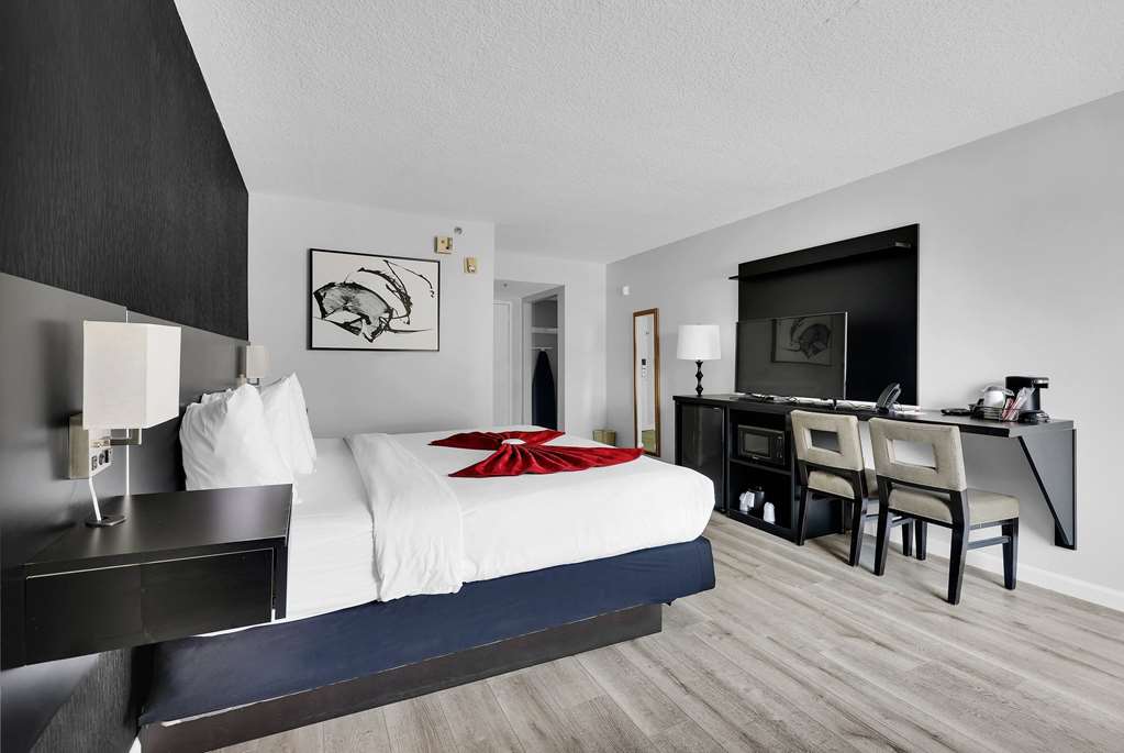 Ramada by Wyndham Jacksonville I 95 by Butler Blvd - photo 63