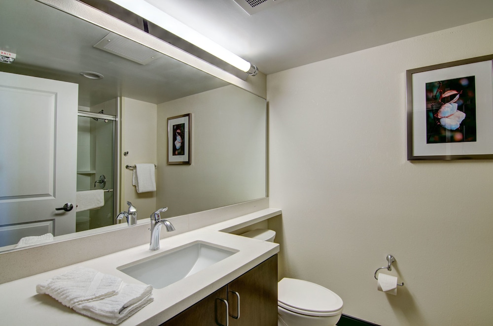 Candlewood Suites Richmond West Broad by IHG - photo 29