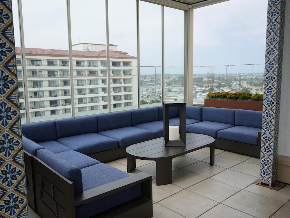 The Waterfront Beach Resort A Hilton Hotel - photo 237