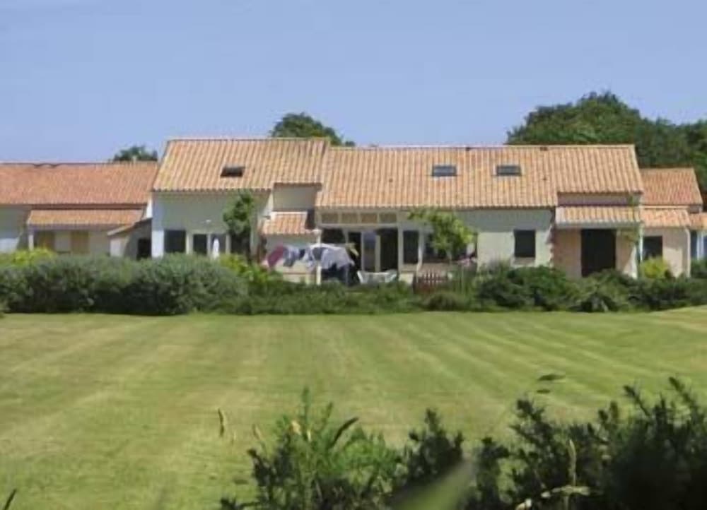 Résidence Lagrange Vacances Saint Michel Chef Chef in Saint-Michel-Chef-Chef, France