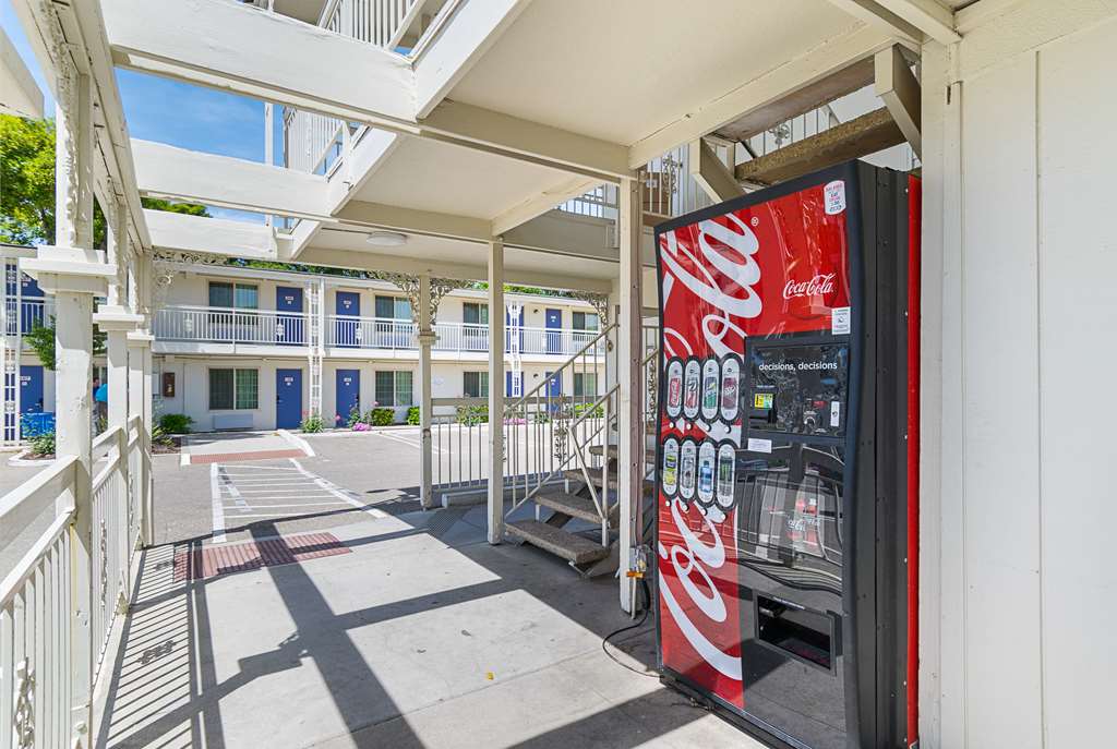 Motel 6 Santa Maria CA South - photo 28