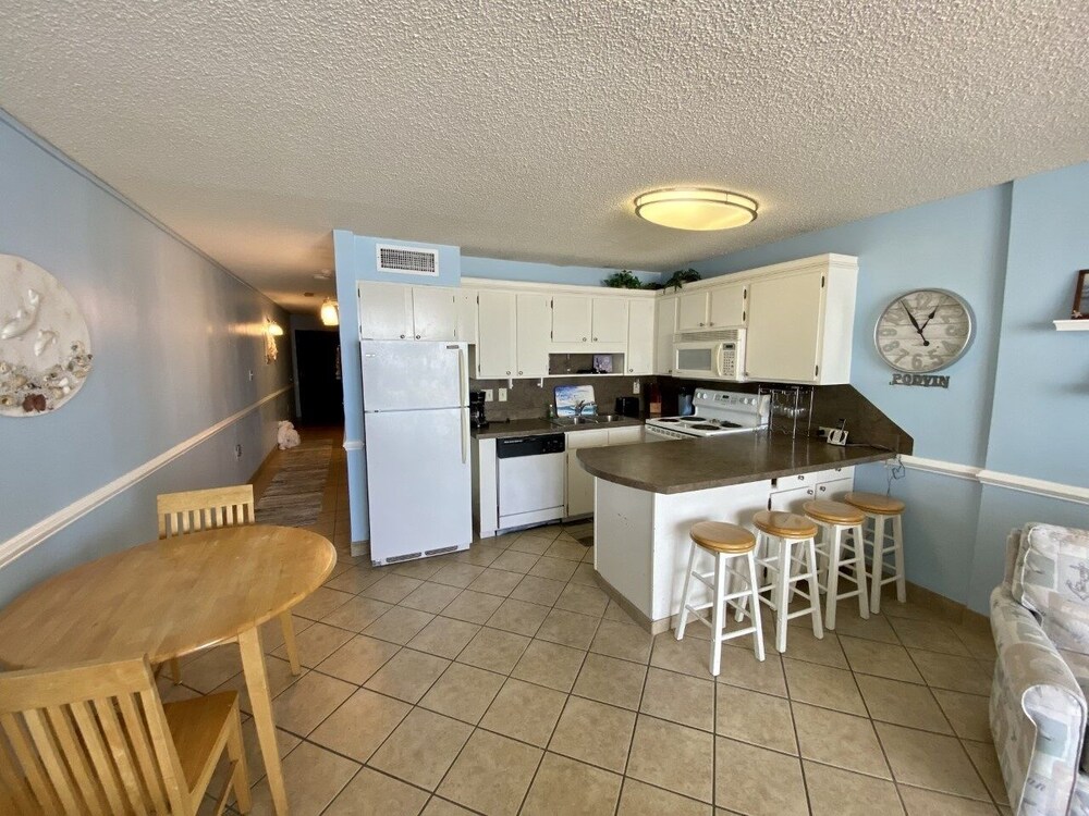 Royal Garden Resort 209 2 Bedroom Condo by RedAwning - photo 10