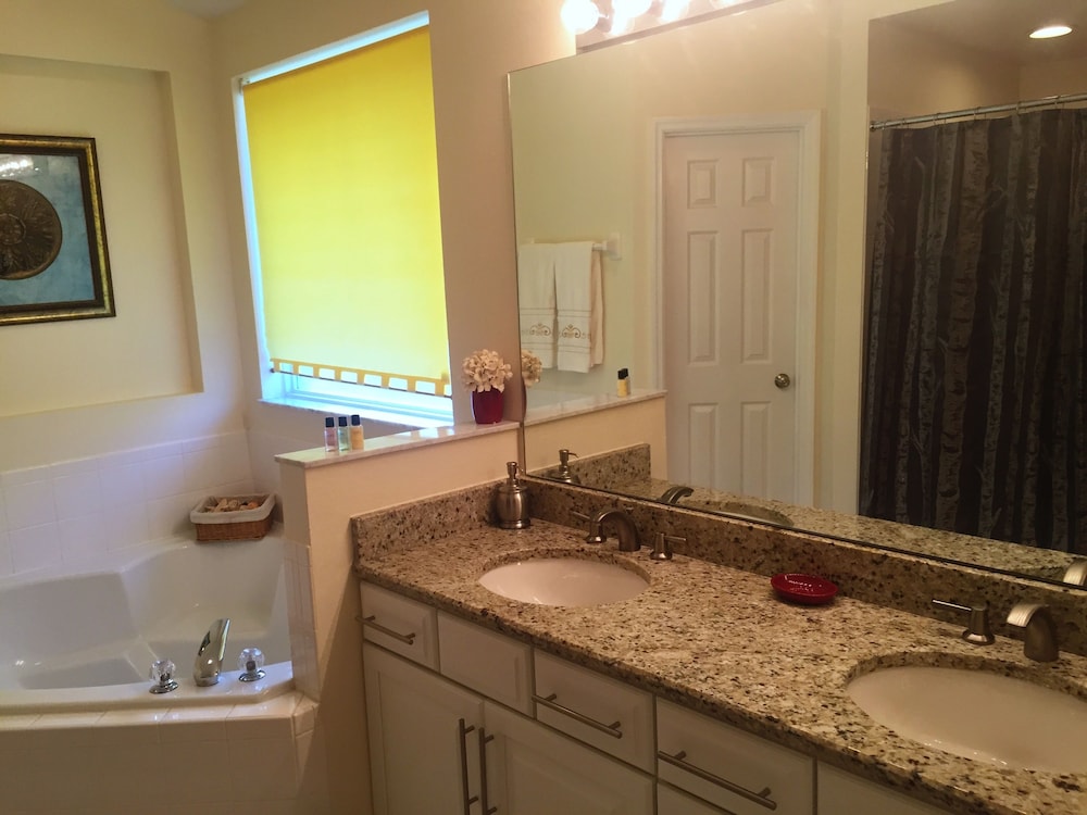 Florida Finesse Property Management - photo 25