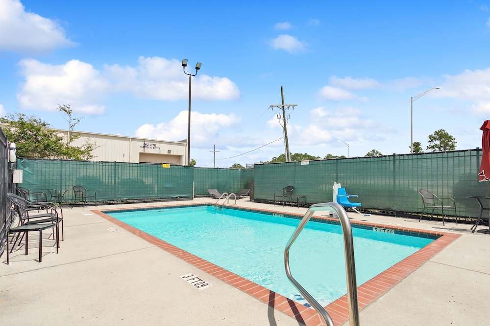 Quality Inn & Suites Slidell - photo 31