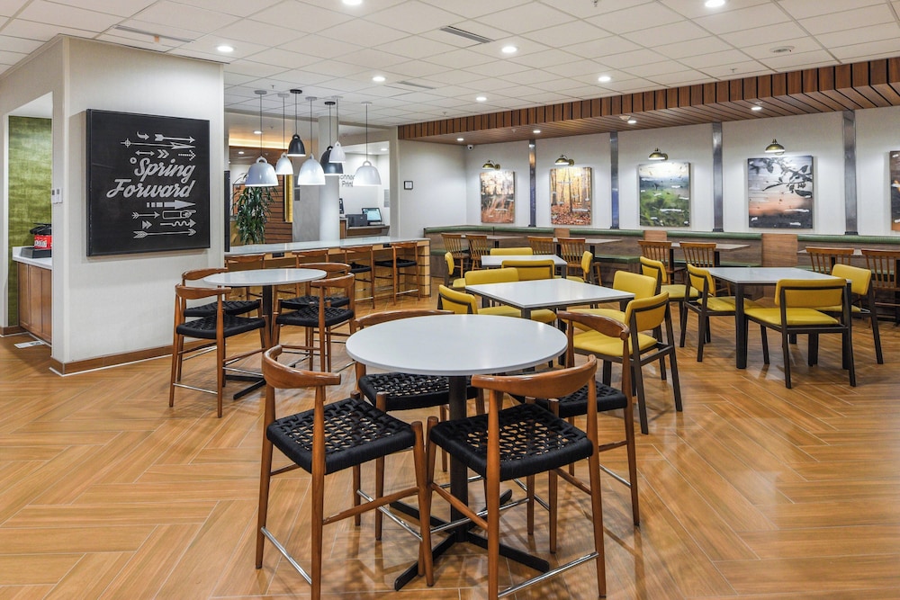 Fairfield Inn & Suites by Marriott Ontario Rancho Cucamonga - photo 40