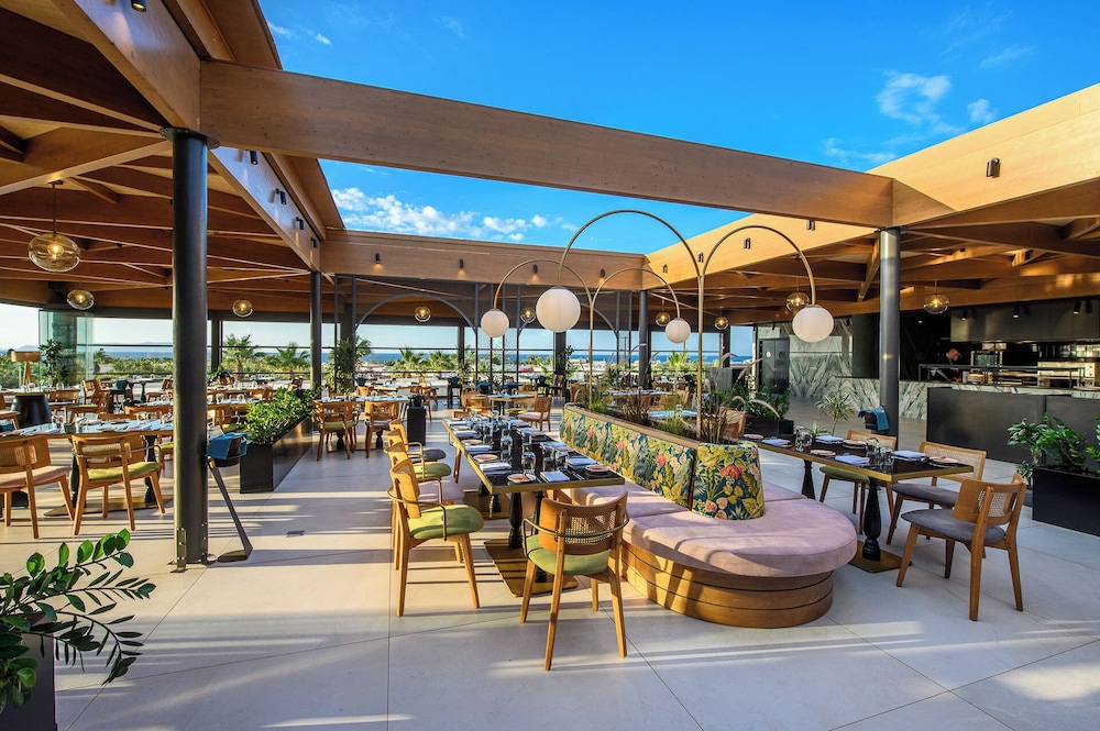 מזון ומשקאות