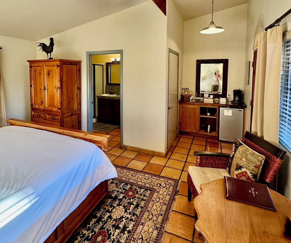Blue Iguana Inn - photo 12