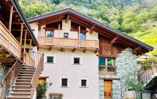 La Vrille Metcho — 4-Star Luxury Hotel in Verrayes, Italy