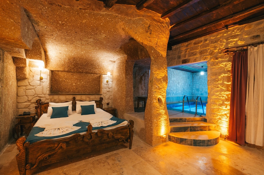Cappatria Cave House — 4-Star Luxury Hotel in Nevsehir, Turkey