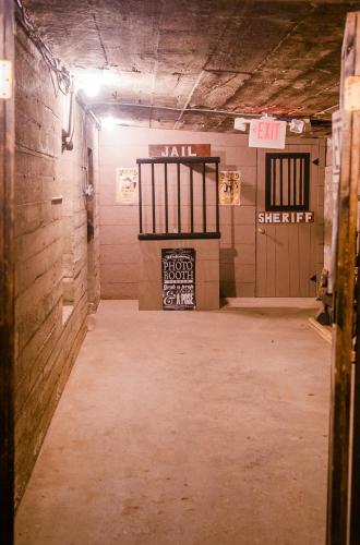 The Historic Wolf Hotel - photo 35