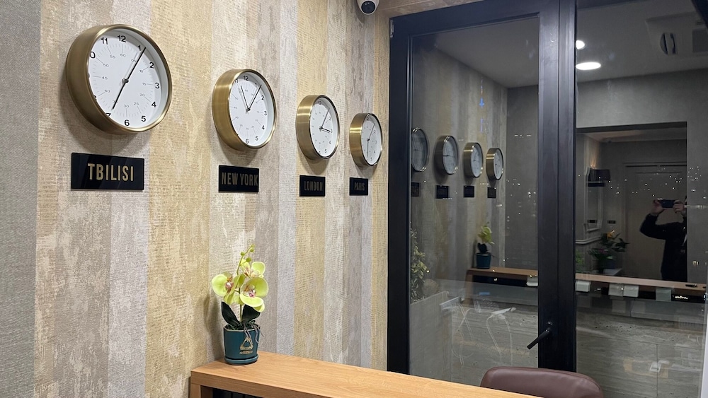 Hotel Solum Roof Top — 4-Star Luxury Hotel in Tbilisi, Georgia