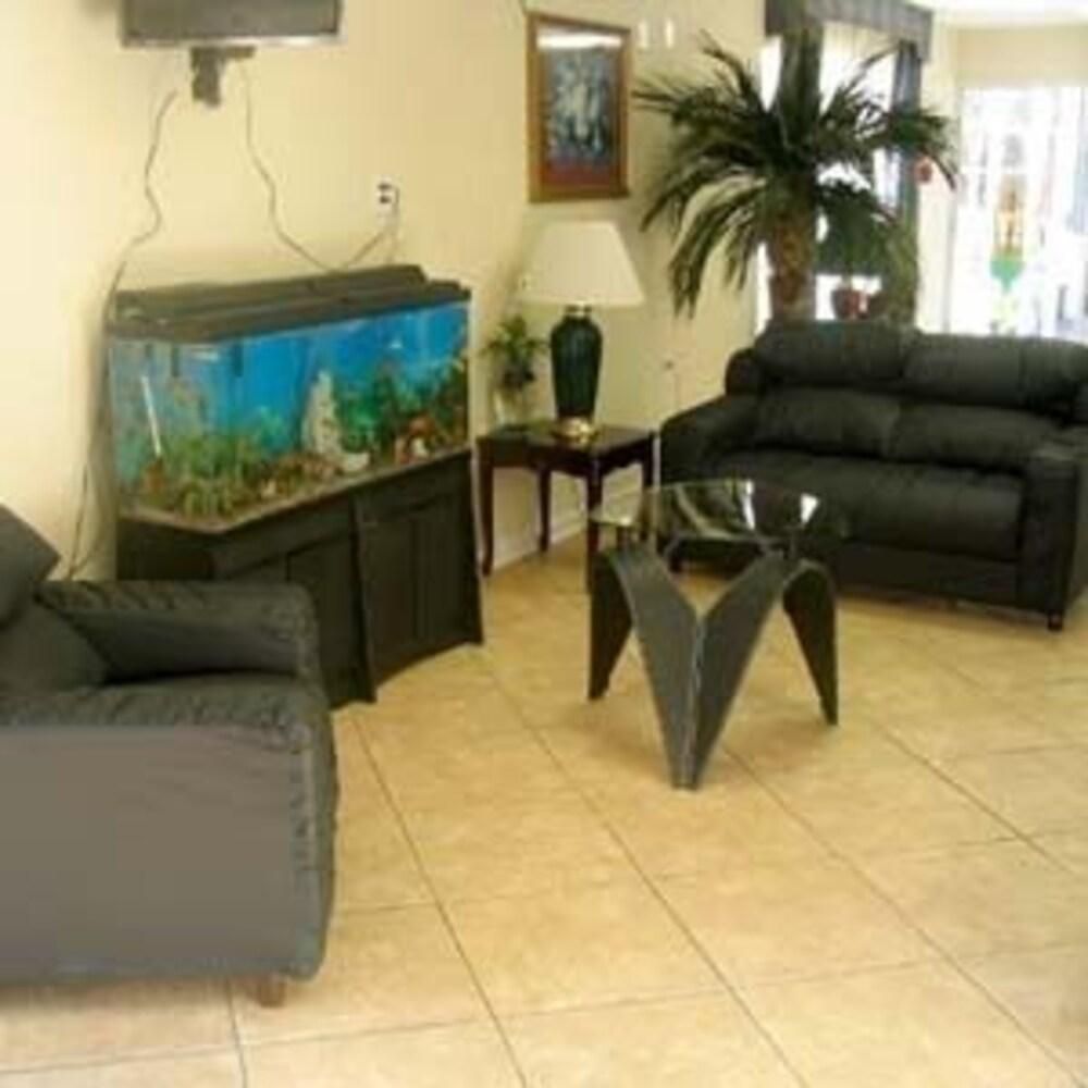 Guest Inn Dalton - photo 7