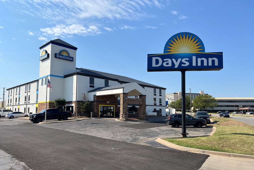 Days Inn Tulsa Central