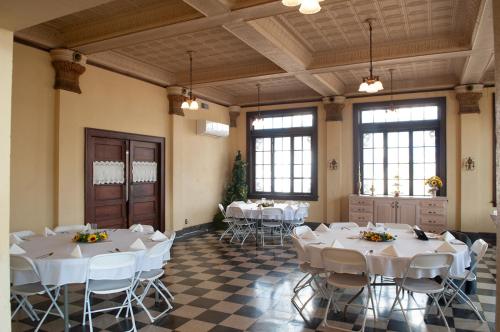 The Historic Wolf Hotel - photo 46