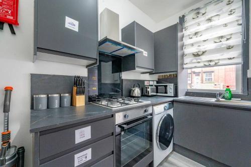 15w Setup for Your Most Amazing & Relaxed Stay Free Parking Free Fast Wifi in Leeds, United Kingdom