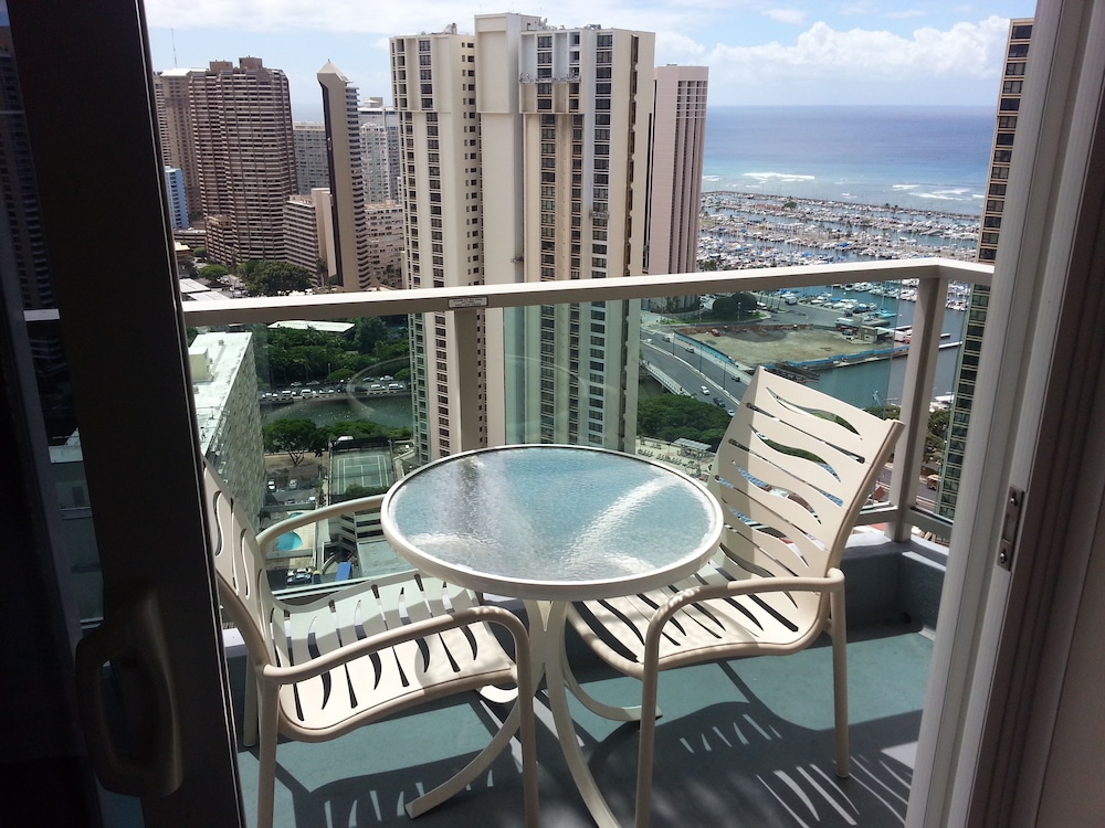 Ala Moana Hotel by LSI Resorts - photo 25