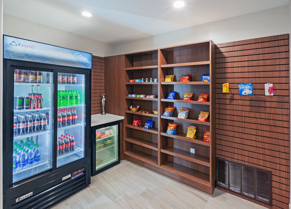 Holiday Inn Express and Suites Longview South I20 by IHG - photo 14