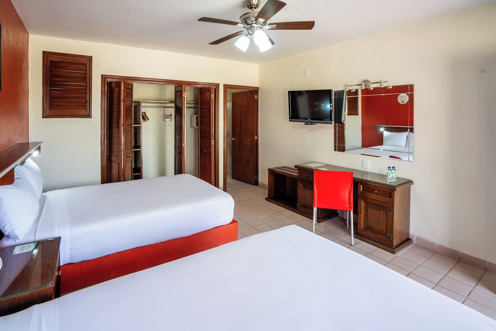 Villas Del Sol Hotel