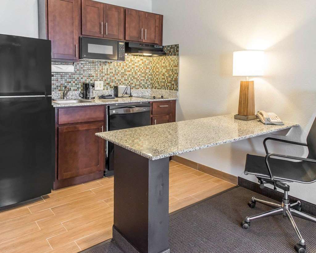 MainStay Suites Pittsburgh Airport - photo 13