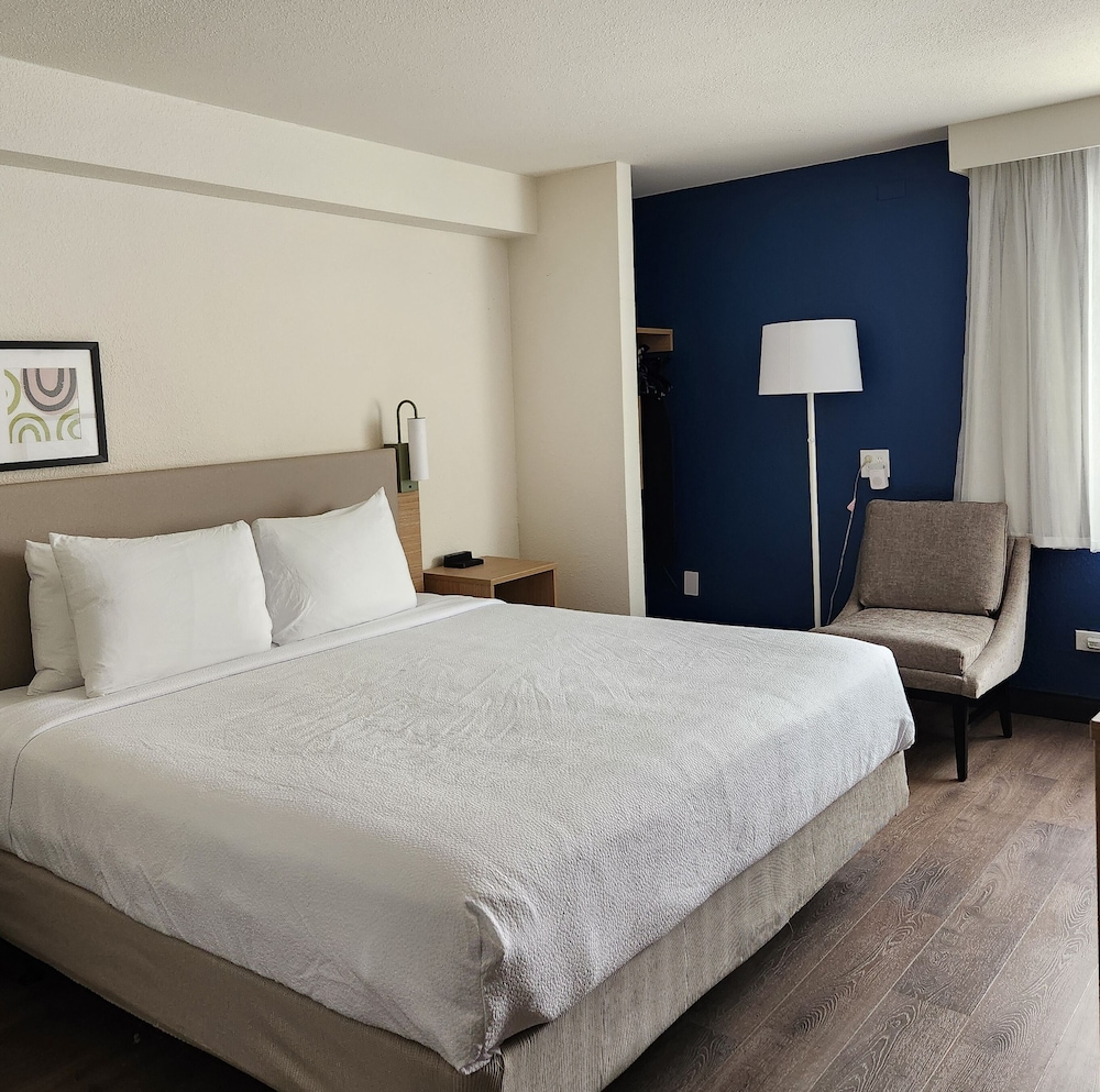 Spark by Hilton Wichita East - photo 8