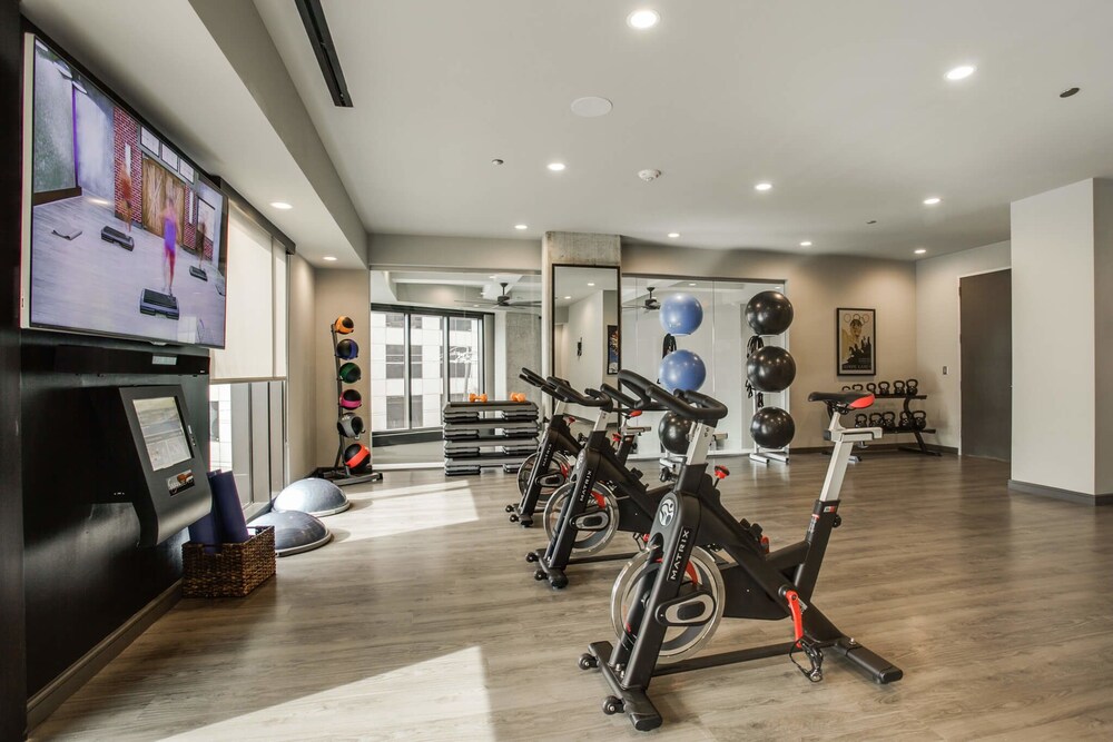The Guild Uptown Mckinney Ave - photo 23