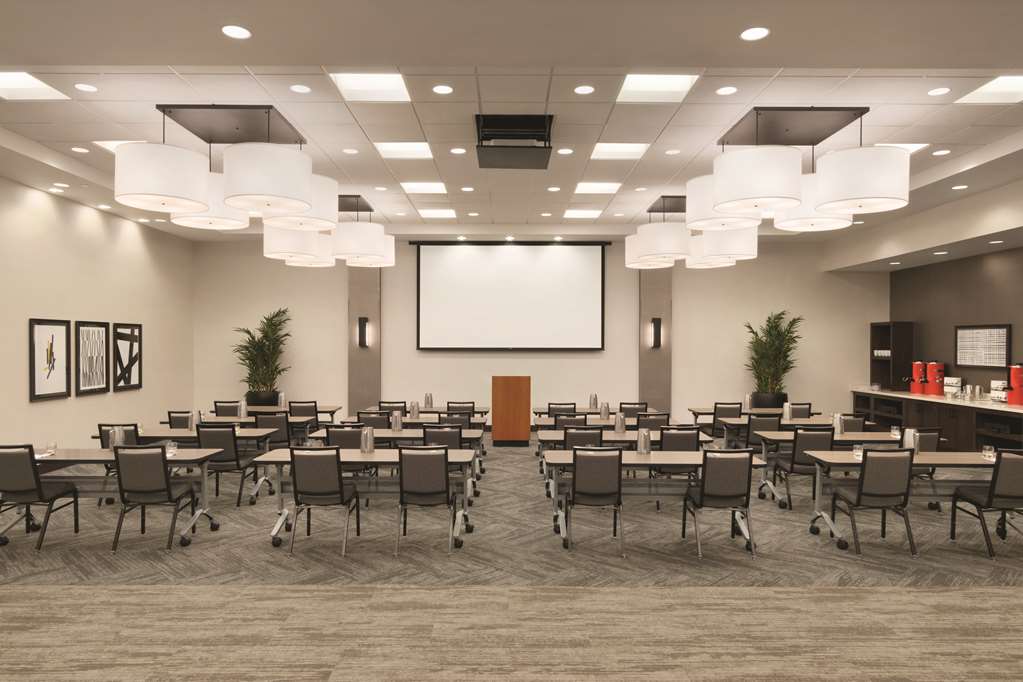 Hyatt Place Chicago O'Hare Airport - photo 34