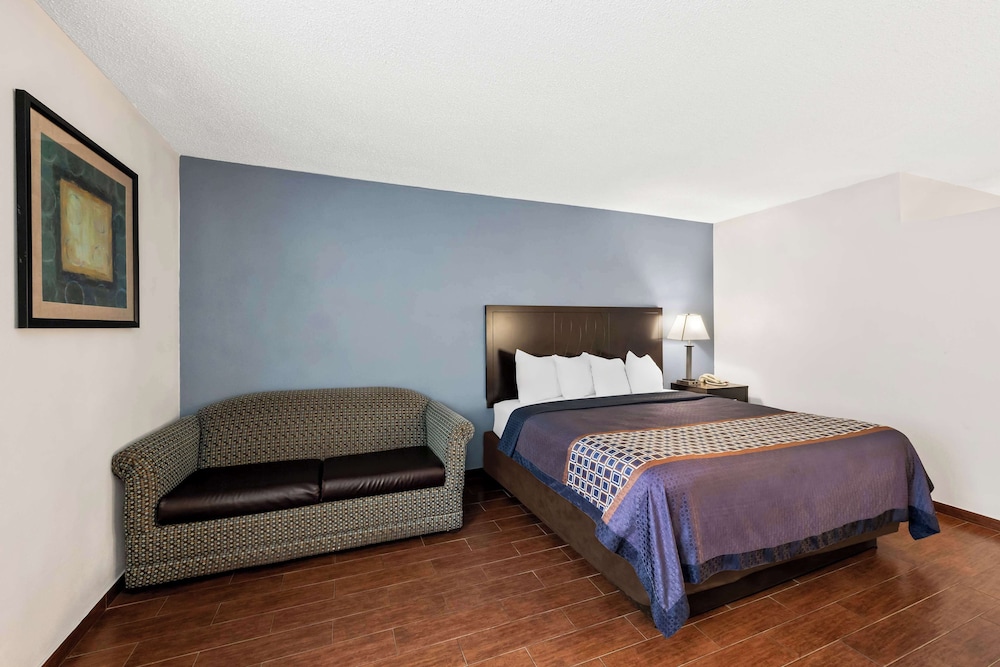 SureStay Plus Hotel by Best Western Lubbock Medical Center - photo 11