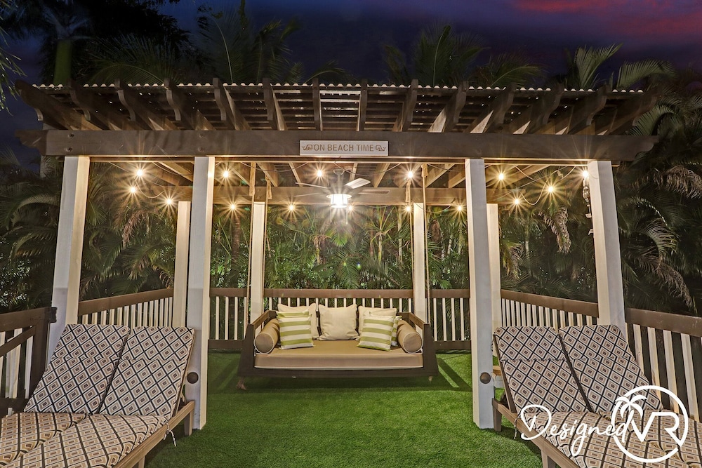 Sophia's Compound resort w heated pool - photo 52