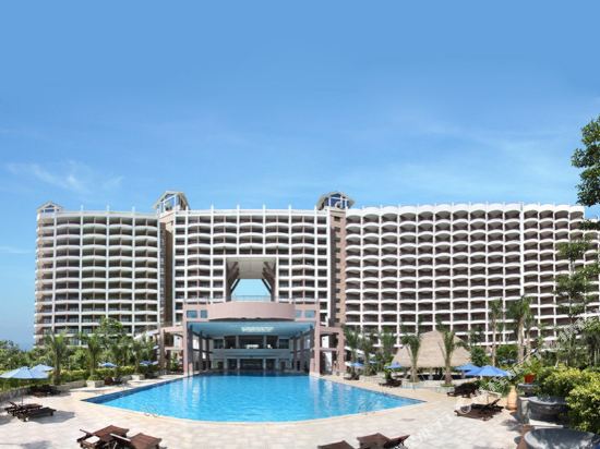 Golden Sunshine Tide Hot Spring Resort in Haikou, People's Republic of China