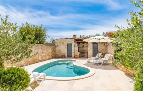 Amazing Home In Liznjan With Kitchen — 5-Star Luxury Hotel in Liznjan, Croatia