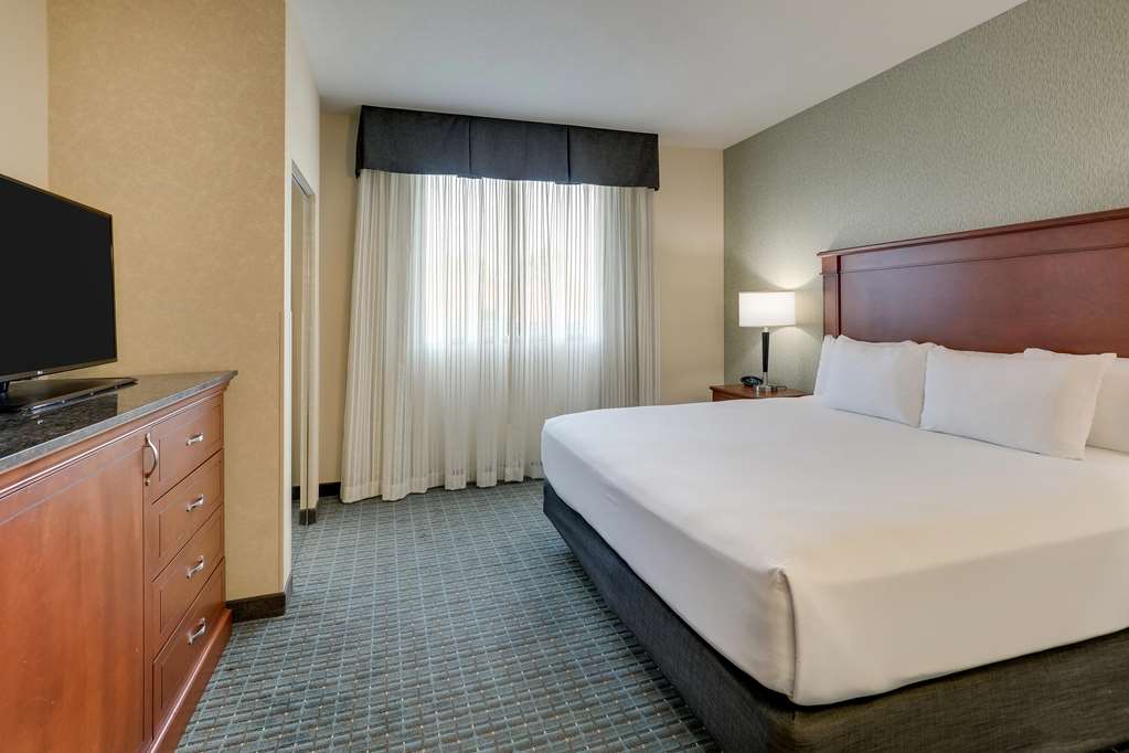 Drury Inn & Suites Grand Rapids - photo 41