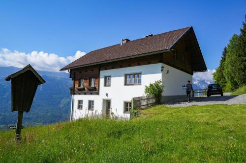 Beim Rauter Emberger Alm — hotel in Greifenburg