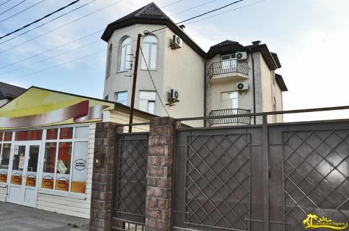 Mini Hotel Veles - carbon neutral hotel in Anapa