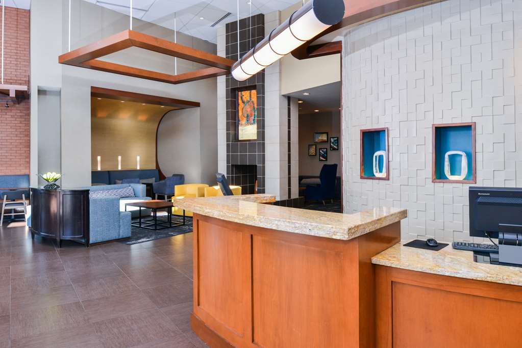 Hyatt Place Chesapeake Greenbrier - photo 21