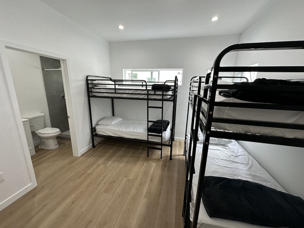 RoamHub Residences - photo 11