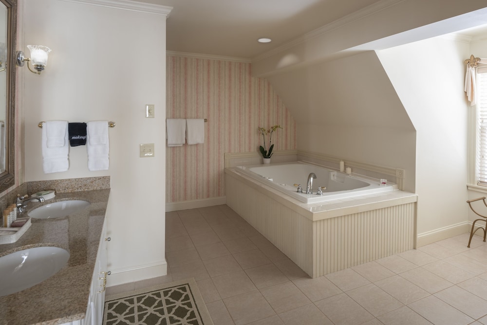 The Inn at Thorn Hill & Spa - photo 58