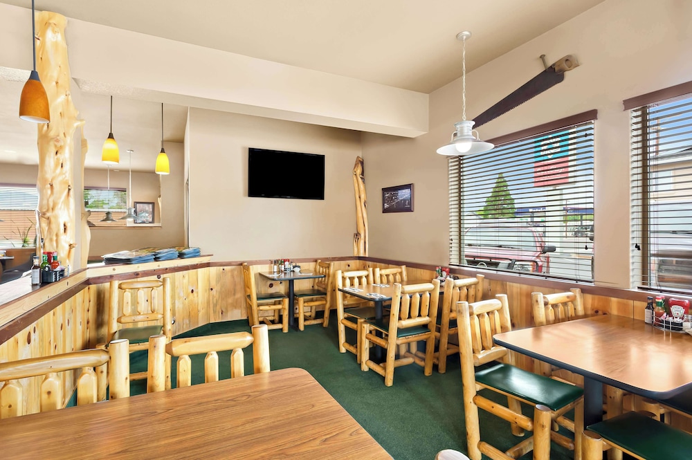 Surestay Plus Hotel by Best Western Susanville - photo 41