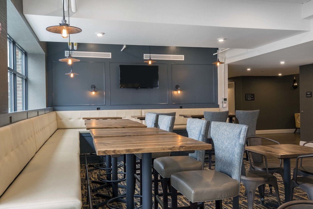 enVision Hotel Boston Everett - photo 24